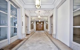 L'Avenue Montaigne
